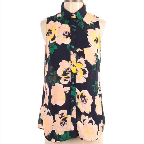 Banana Republic Factory Tops - Banana Republic Factory Floral Sleeveless Blouse S